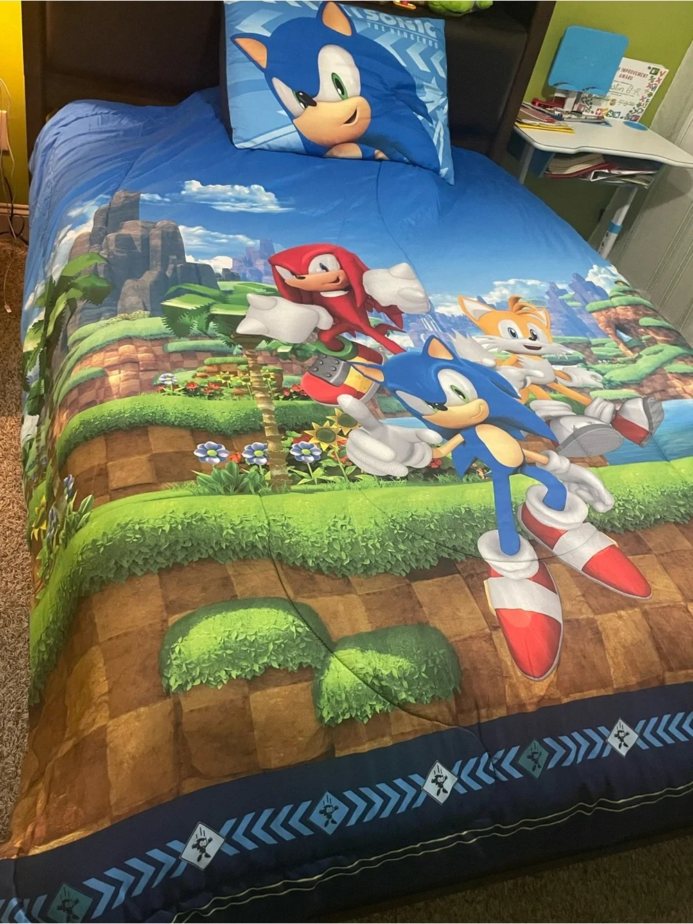 Sonic Themed Blue Kids Comforter -  2 piece  (1 pillow case 1 comforter )